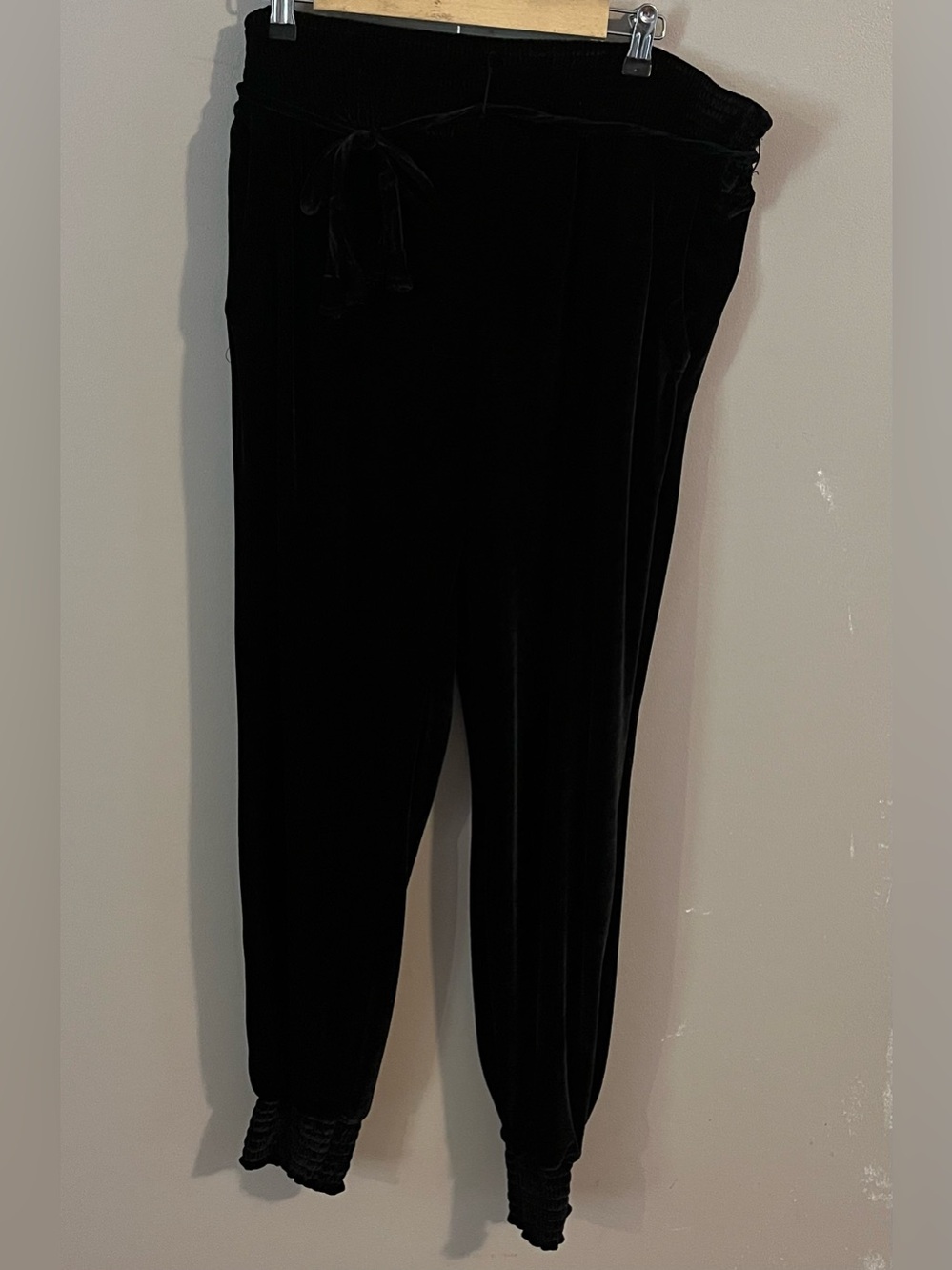 $6❤️Bundled Time and Tru Black Velvet Pants